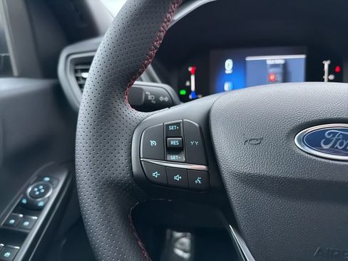 New 2026 Ford Escape ST-Line image 25