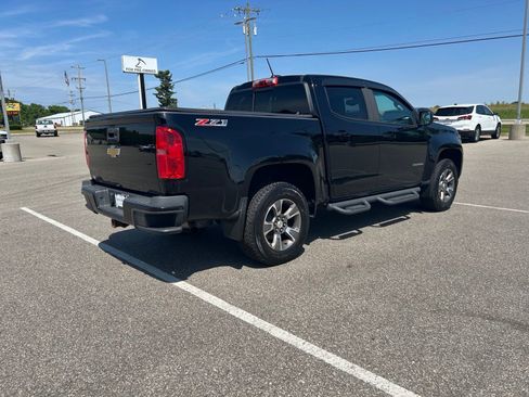 Used 2018 Chevrolet Colorado Z71 AWD/4WD image 4
