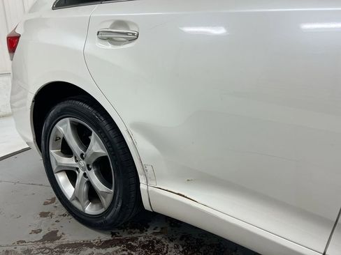 Used 2010 Toyota Venza FWD image 33