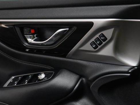 Used 2020 Subaru Legacy Limited w/ Popular Package #3 image 7