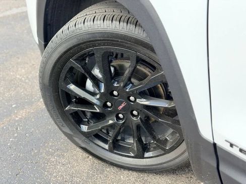 Used 2023 GMC Terrain SLE w/ Driver Convenience Package FWD image 29