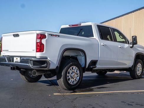 New 2026 Chevrolet Silverado 3500 LT AWD/4WD image 7