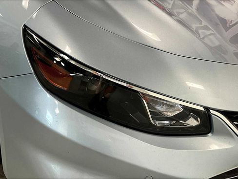 Used 2018 Chevrolet Malibu LT w/ Driver Confidence Package image 24