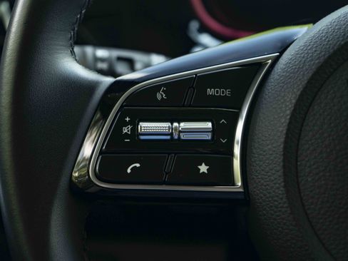 Used 2025 Kia Seltos S FWD image 20
