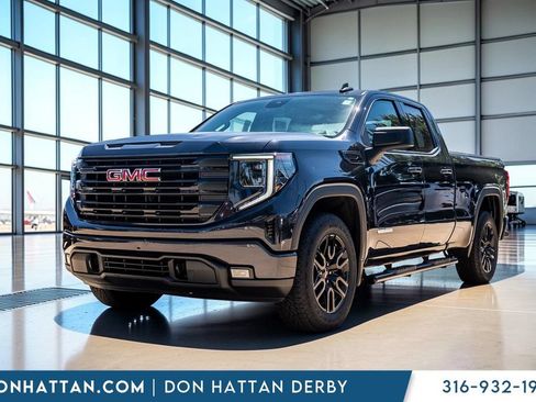 Used 2023 GMC Sierra 1500 Elevation AWD/4WD image 1