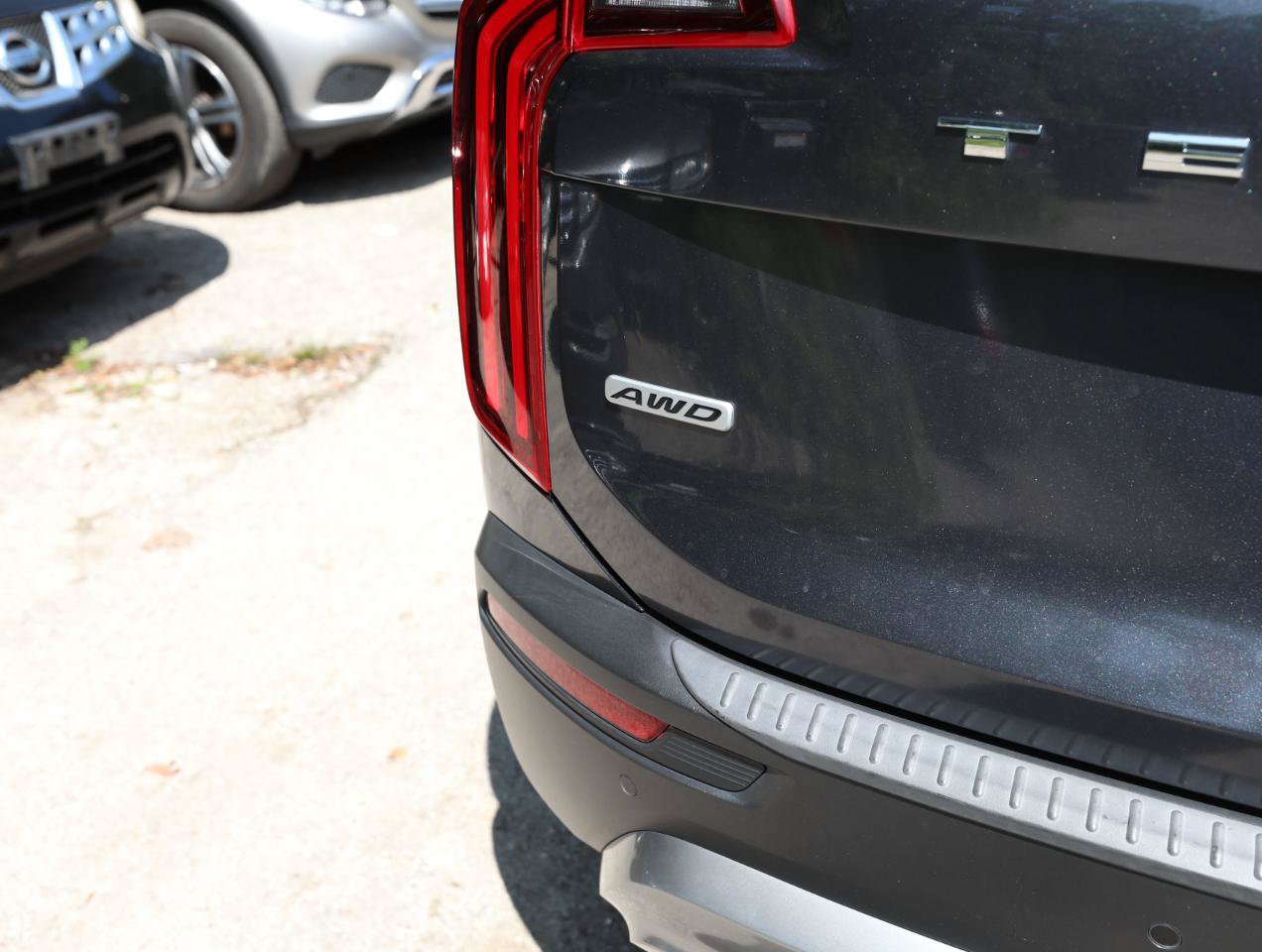 Used 2020 Kia Telluride EX w/ EX Premium Package AWD/4WD image 8