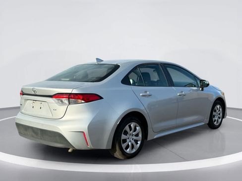 Used 2024 Toyota Corolla LE FWD image 6