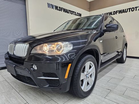 Used 2011 BMW X5 xDrive35d image 3