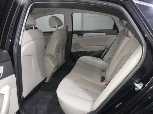 Used 2018 Hyundai Sonata SE image 27