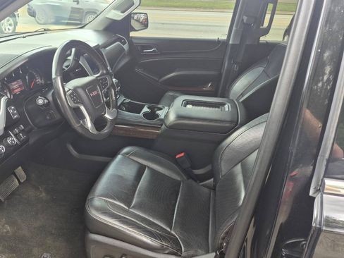 Used 2016 GMC Yukon SLT w/ Open Road Package AWD/4WD image 6