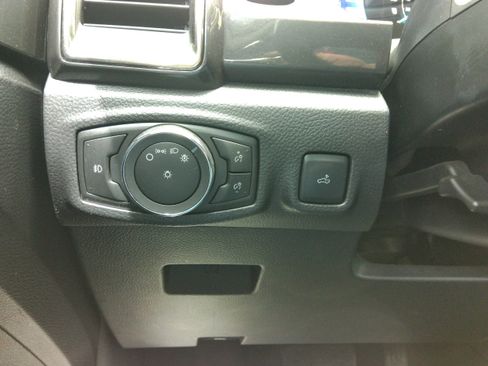 Used 2021 Ford Ranger Lariat w/ Equipment Group 501A High AWD/4WD image 12