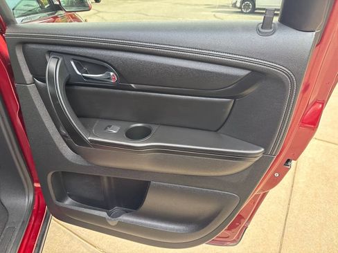 Used 2015 Chevrolet Traverse LT AWD/4WD image 18