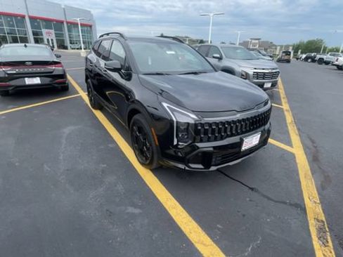 Used 2026 Kia Sportage X-Line w/ X-Line Premium Package AWD/4WD image 4