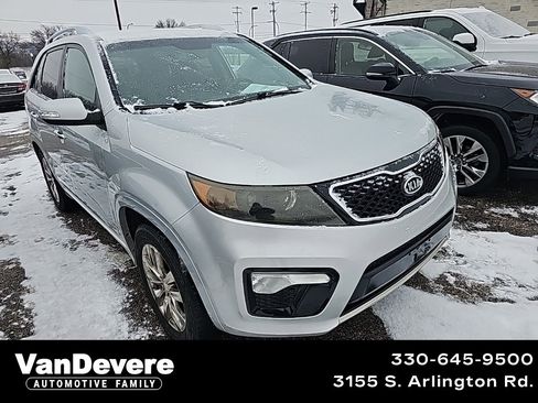 Used 2011 Kia Sorento SX image 1