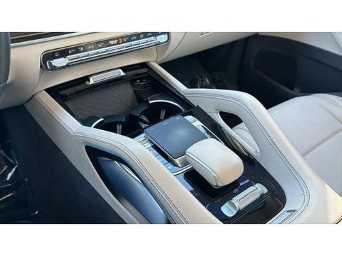 Used 2020 Mercedes-Benz GLS 450 4MATIC image 31