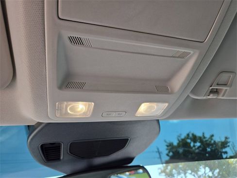 Used 2022 Ford Escape S image 25