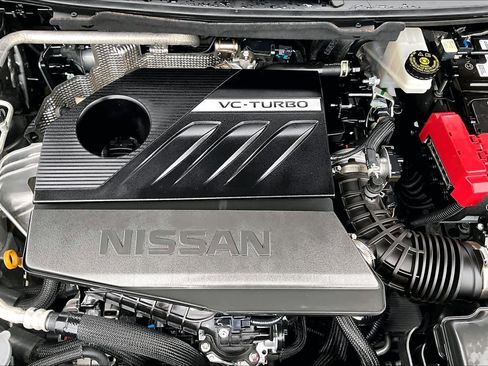 Certified 2023 Nissan Rogue SV FWD image 32