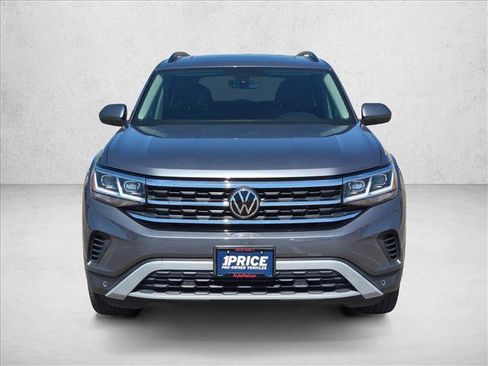 Used 2022 Volkswagen Atlas SE w/ Panoramic Sunroof Package AWD/4WD image 2