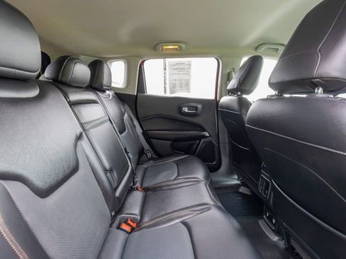 Used 2017 Jeep Compass Limited AWD/4WD image 18