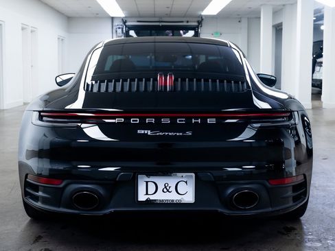 Used 2020 Porsche 911 Carrera S image 5