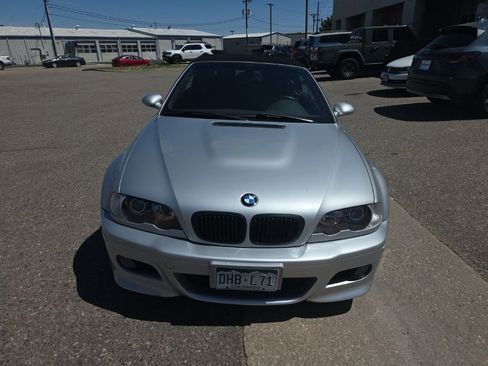 Used 2005 BMW M3 Convertible image 2