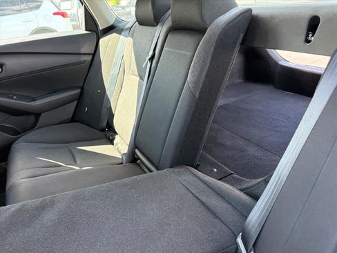 Used 2023 Honda Accord EX image 9
