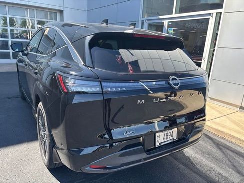 Certified 2025 Nissan Murano Platinum w/ Cargo Package AWD/4WD image 4