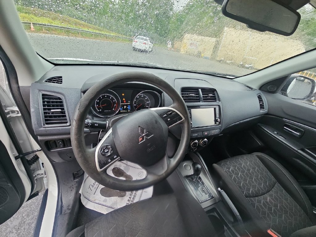 Used 2021 Mitsubishi Outlander Sport FWD image 6