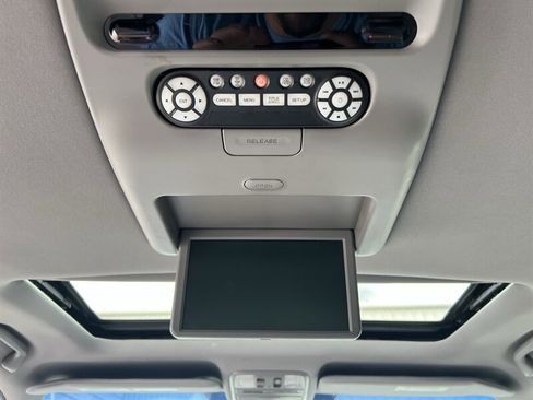 Used 2013 Honda Pilot Touring image 23