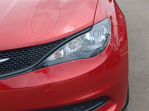 New 2026 Chrysler Voyager LX image 23