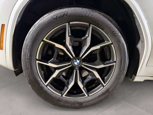 Used 2024 BMW X3 xDrive30i w/ Premium Package AWD/4WD image 14