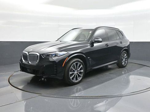 Used 2026 BMW X5 xDrive40i w/ Executive Package AWD/4WD image 3
