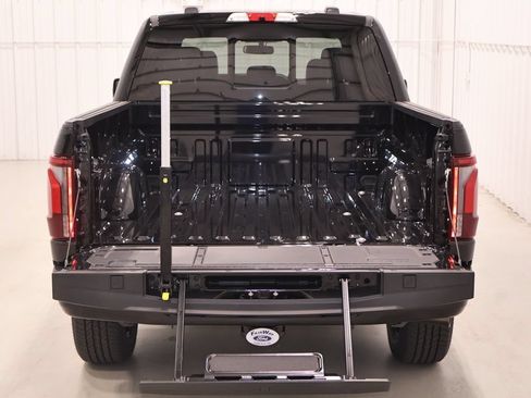 New 2026 Ford F150 Platinum w/ Equipment Group 702A High AWD/4WD image 38