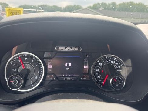 Used 2024 RAM 1500 Big Horn AWD/4WD image 61
