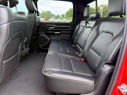 Used 2021 RAM 1500 Laramie AWD/4WD image 15