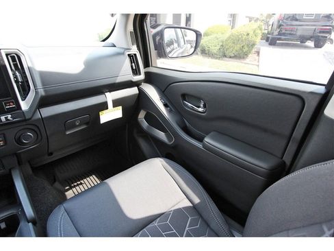New 2026 Nissan Frontier SV w/ SV Convenience Package image 8