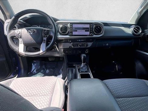 Used 2022 Toyota Tacoma SR5 w/ Technology Package RWD image 16