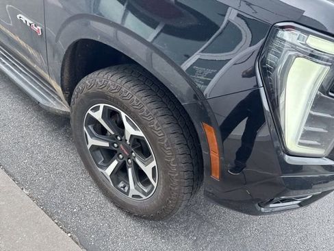 Used 2025 GMC Yukon AT4 image 14