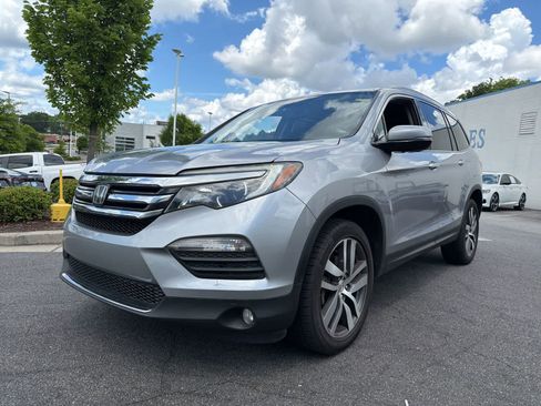 Used 2016 Honda Pilot Elite image 1