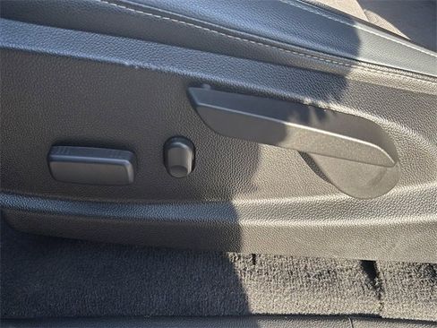 Used 2020 Chevrolet Colorado Z71 image 19