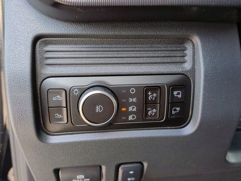 New 2026 Ford F450 Platinum w/ FX4 Off-Road Package image 16