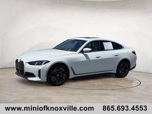 Used 2025 BMW i4 eDrive40 w/ Parking Assistance Package RWD image 7