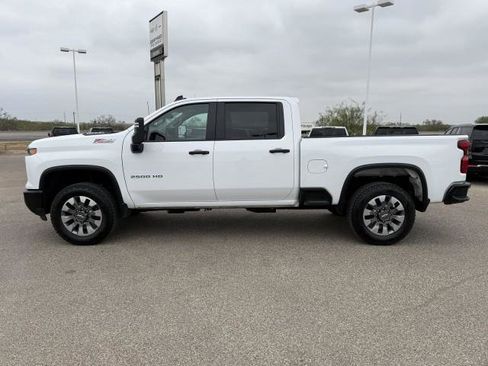 Certified 2025 Chevrolet Silverado 2500 Custom w/ Custom Value Package image 5