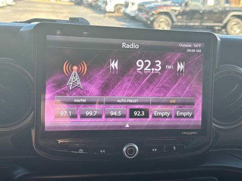 Used 2021 Jeep Wrangler Unlimited Sport image 29