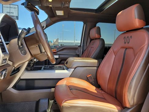 Used 2022 Ford F250 King Ranch w/ King Ranch Ultimate Package AWD/4WD image 19