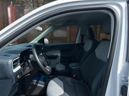 Used 2025 Ford Maverick XLT FWD image 19