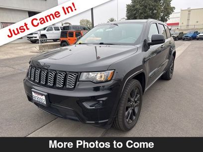 Used 2019 Jeep Grand Cherokee Altitude