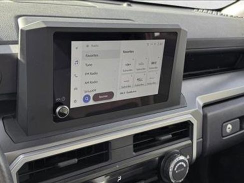 Certified 2025 Toyota 4Runner SR5 AWD/4WD image 13