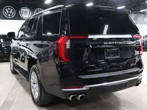 Used 2025 GMC Yukon Denali AWD/4WD image 3
