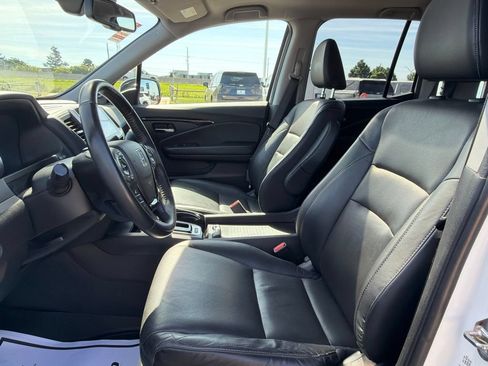 Used 2019 Honda Ridgeline RTL-E image 19